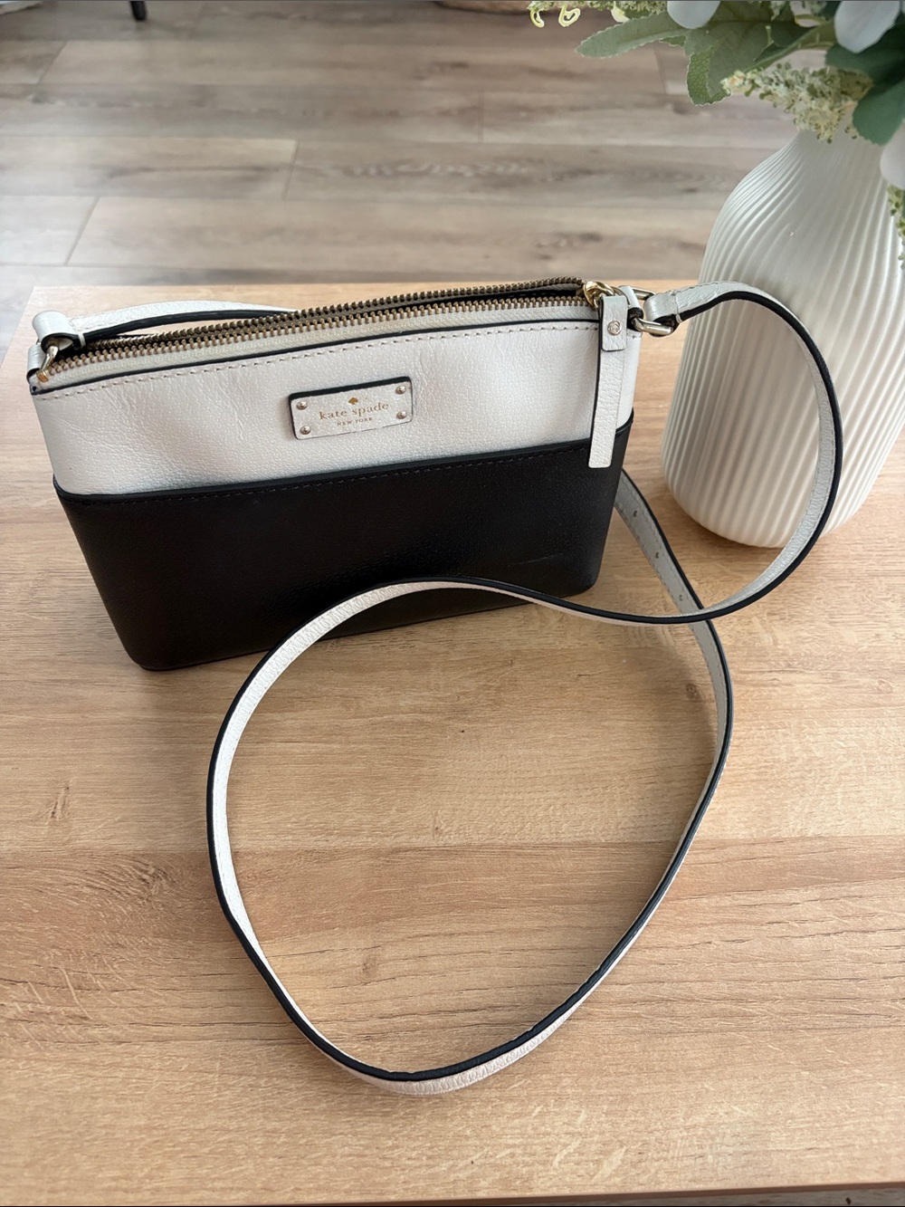 kate spade Two-Tone Black and White Leather Crossbody